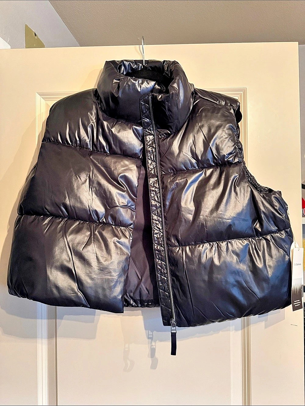 NWTS - Vuori - Hudson Insulated Crop Vest - Black Size Large